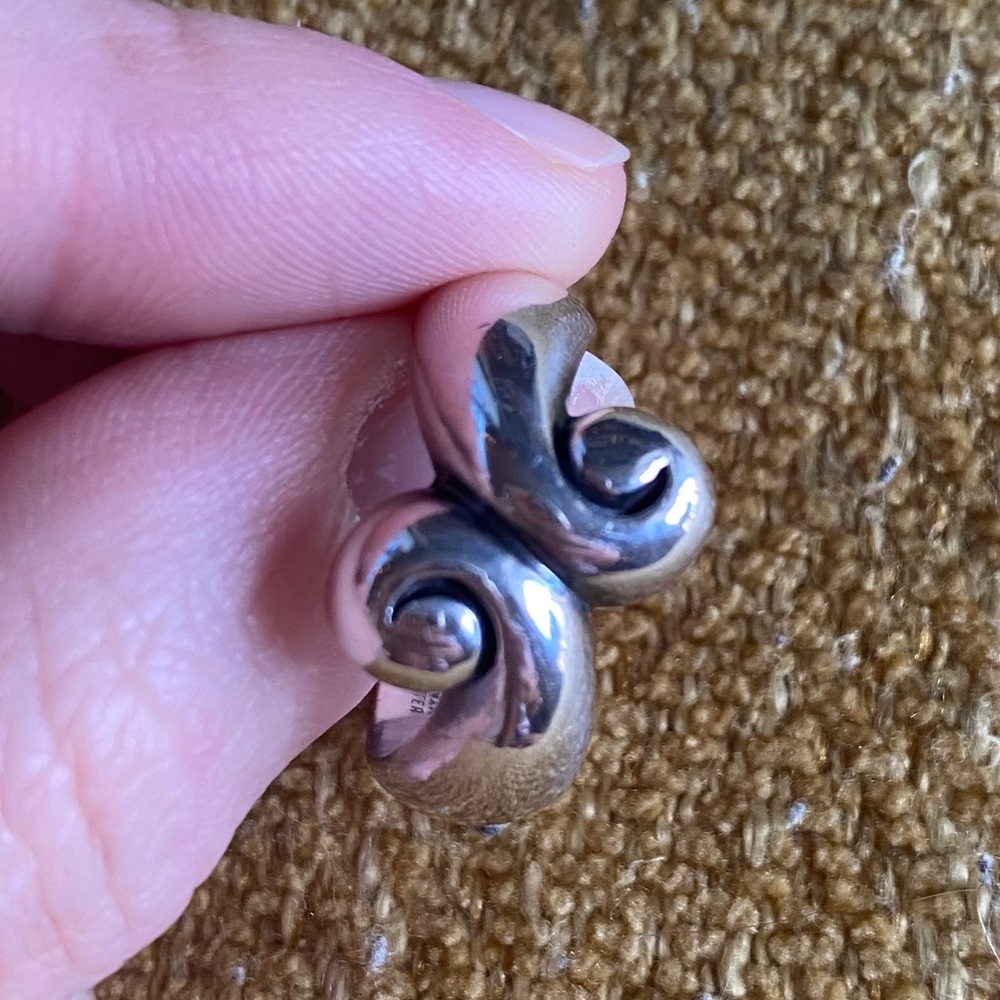 James avery twist ring size 6 or 6.5